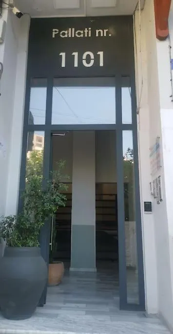 Durres City Center Apartment With Balcony
