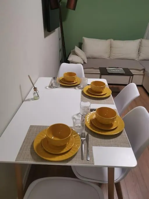 Durres City Center Apartment With Balcony 0*,