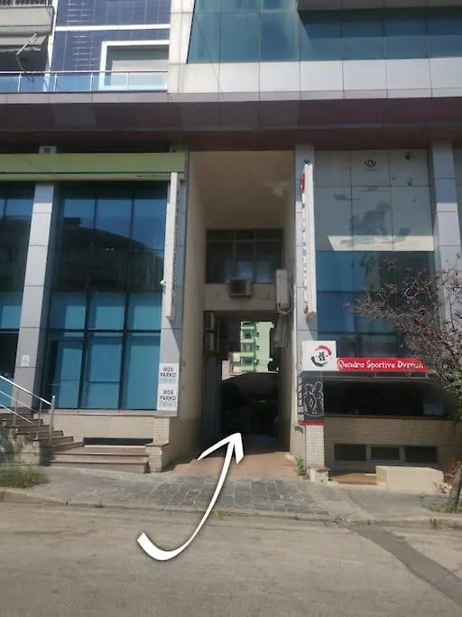 Durres City Center Apartment With Balcony 0*,  Albania